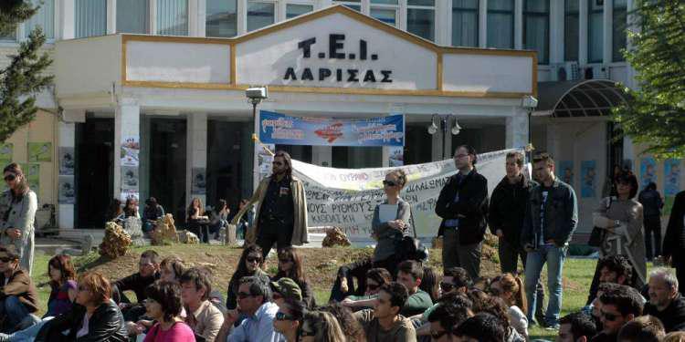 Ο Γαβρόγλου καταργεί τα ΤΕΙ Θεσσαλίας και Στερεάς Ελλάδας