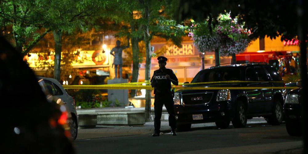 Μαρτυρία-σοκ για την επίθεση στο Τορόντο: Πυροβολούσε μόνο ελληνικά εστιατόρια