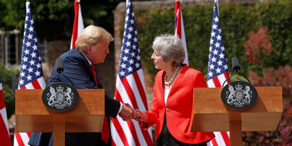 Παρέμβαση της τελευταίας στιγμής από τον Τραμπ - Στηρίζει «no-deal Brexit»