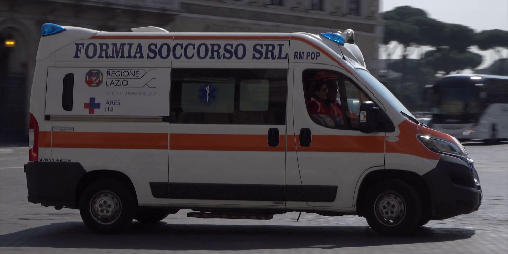 Οκτώ άνθρωποι σκοτώθηκαν όταν παρασύρθηκαν από χείμαρρο στην Ιταλία
