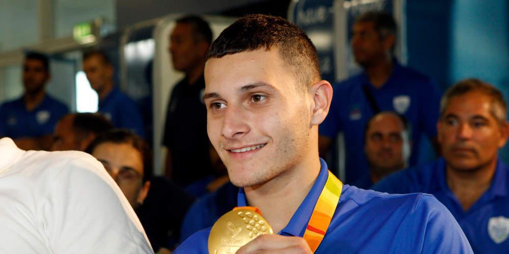 Θρίαμβος: Χρυσό μετάλλιο με πανελλήνιο ρεκόρ ο Μιχαλεντζάκης στην κολύμβηση
