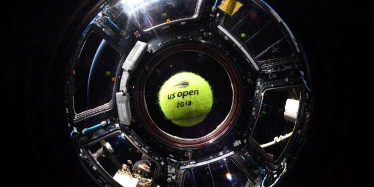 Το τένις έγινε και... διαστημικό - Ο πρώτος αγώνας στο διάστημα [εικόνες & βίντεο]
