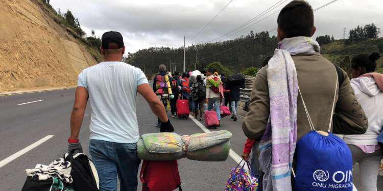 Η Βενεζουέλα κλείνει τα σύνορα με την Κολομβία με εντολή Μαδούρο