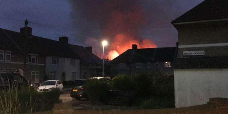 Μεγάλη φωτιά σε δημοτικό σχολείο στο Λονδίνο
