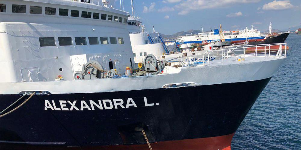Πρόσκρουση του «Alexandra L» στο λιμάνι της Ζακύνθου - Δεν εκτελεί τα δρομολόγια