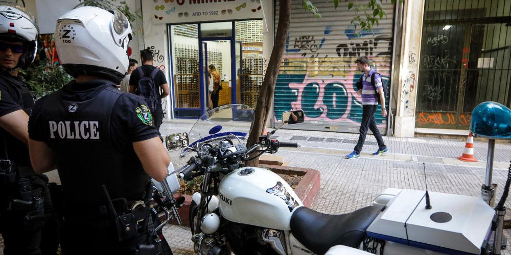 Νεκρός ο άντρας που προσπάθησε να ληστέψει κοσμηματοπωλείο στην Αθήνα [βίντεο]