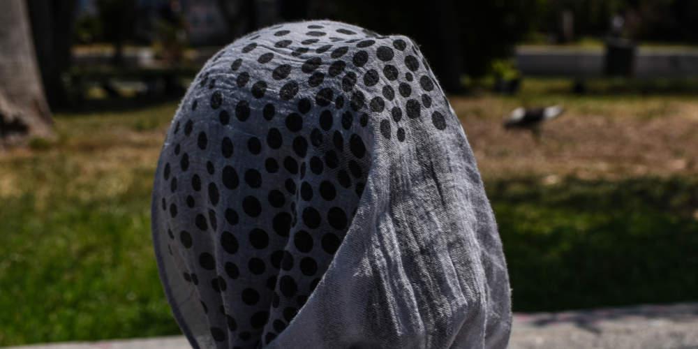 Απίστευτο: Επιτέθηκαν σε 9χρονο κοριτσάκι επειδή φορούσε μαντήλι στο κεφάλι