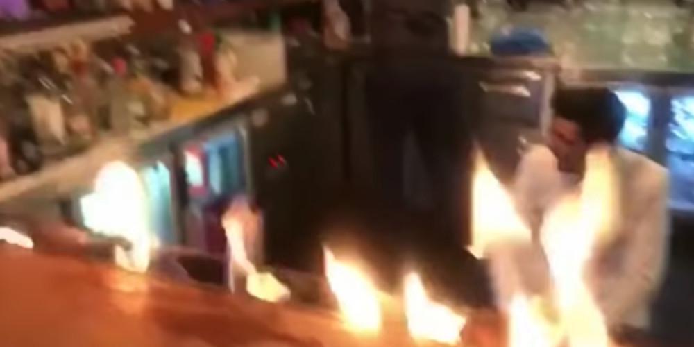 Χαμός στο εστιατόριο του Salt Bae: Τουρίστες πήραν φωτιά! - Τραυματίστηκε ένας Έλληνας [βίντεο]