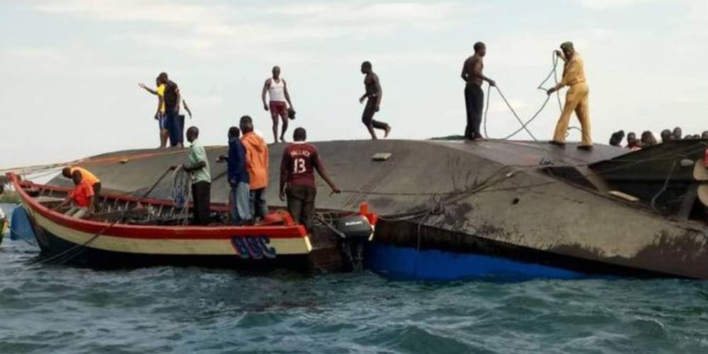 Θρηνεί η Τανζανία: Τουλάχιστον 136 νεκροί από το ναυάγιο
