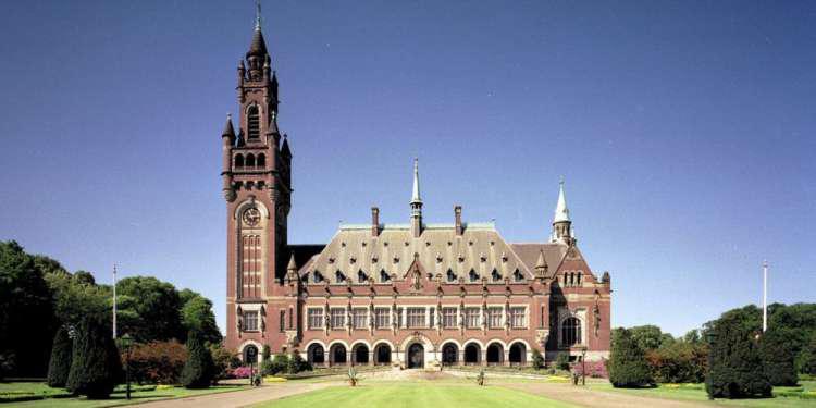 Το Διεθνές Δικαστήριο της Χάγης αποφαίνεται για τις βρετανικές βάσεις