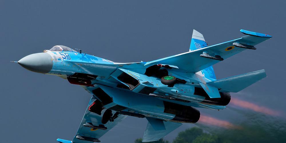 Συντριβή ουκρανικού στρατιωτικού αεροσκάφους Su-27: Νεκροί οι δύο χειριστές