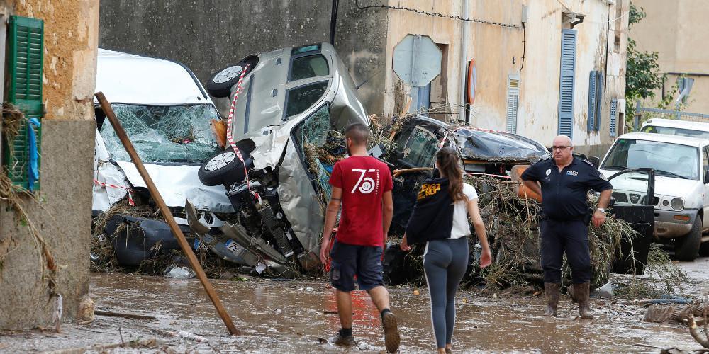 Αρμαγεδδών: Τουλάχιστον εννιά νεκροί από τις πλημμύρες στη Μαγιόρκα [εικόνες & βίντεο]