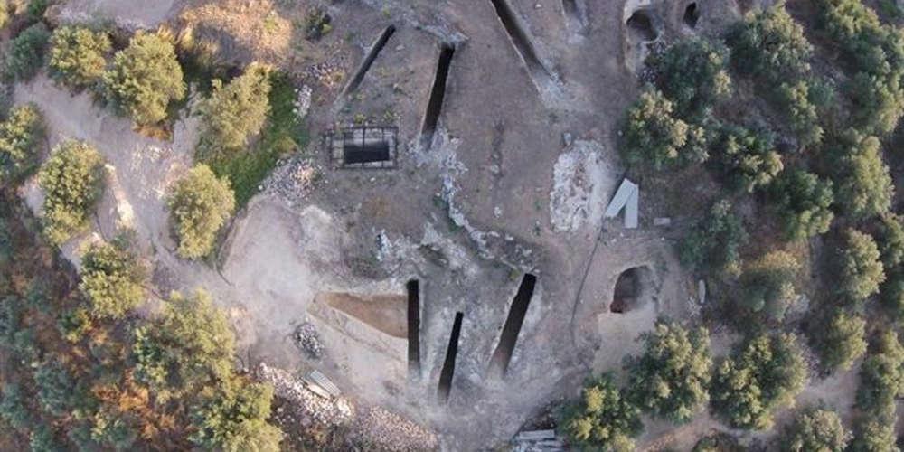 Εντοπίστηκε ασύλητος θαλαμοειδής τάφος με πλήθος κτερισμάτων στη Νεμέα