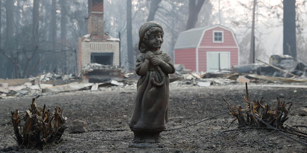 Βιβλική καταστροφή στην Καλιφόρνια από τις πυρκαγιές: 77 οι νεκροί και 993 οι αγνοούμενοι