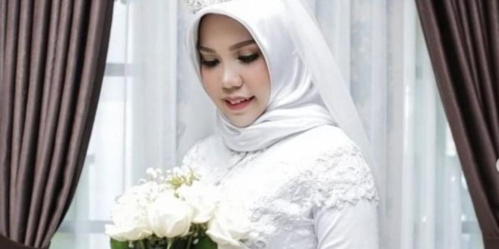 Ρίγη συγκίνησης: Εχασε τον σύντροφό της στη μοιραία πτήση της Lion Air και ντύθηκε νύφη