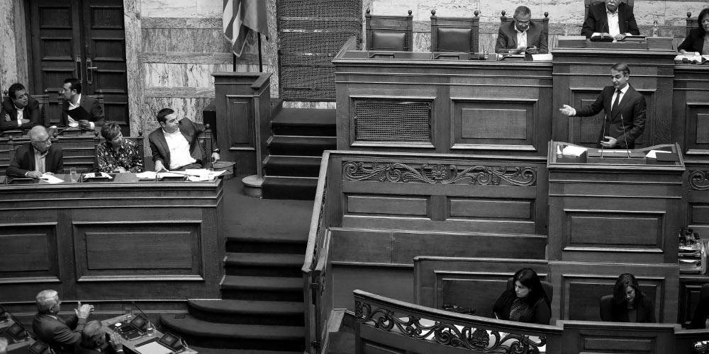 Άγρια κόντρα στη Βουλή Τσίπρα-Μητσοτάκη για την ανομία στα Πανεπιστήμια