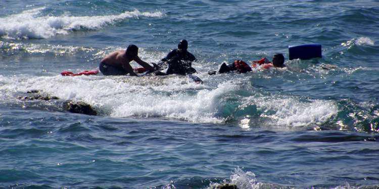 Στους 38 οι νεκροί, πάνω από 100 οι αγνοούμενοι από το ναυάγιο δυο πλοιαρίων στο Τζιμπουτί