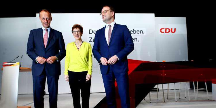 Μερτς και Καρενμπάουερ στον β' γύρο για την διαδοχή της Μέρκελ στο CDU