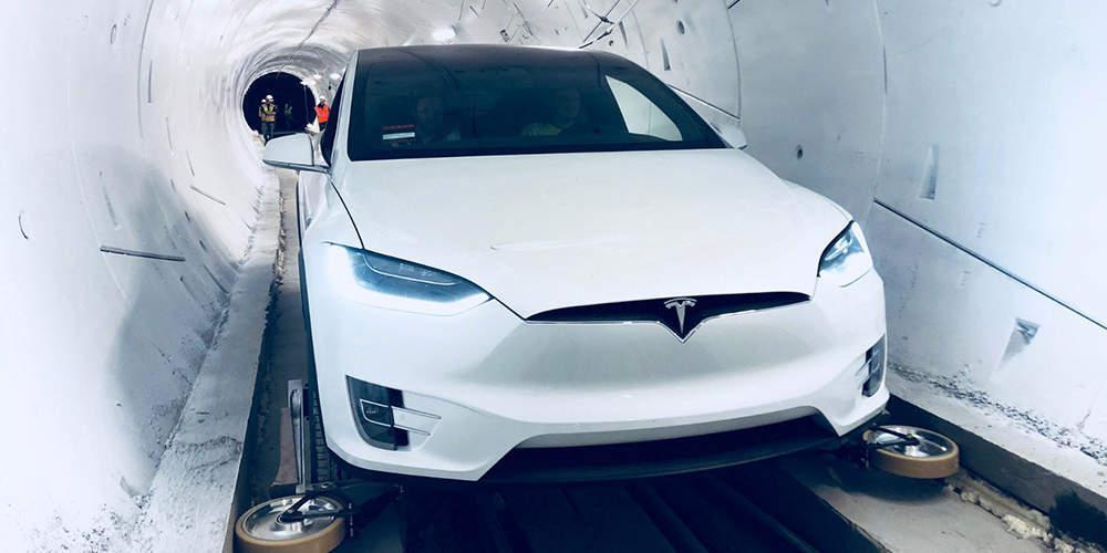Ο Elon Musk χτίζει ένα υπόγειο τούνελ για αυτόνομα αυτοκίνητα [εικόνες]