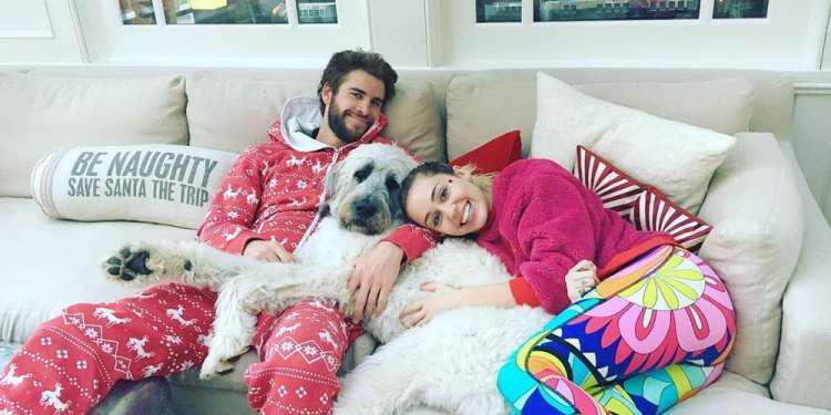 Miley Cyrus και Liam Hemsworth ενώθηκαν με τα δεσμά του γάμου [εικόνες & βίντεο]