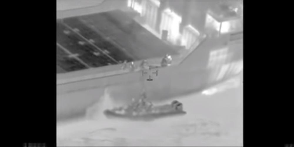 Καρέ-καρέ το ρεσάλτο των βατραχανθρώπων του Λιμενικού στο πλοίο με τα ναρκωτικά στην Κρήτη [βίντεο]