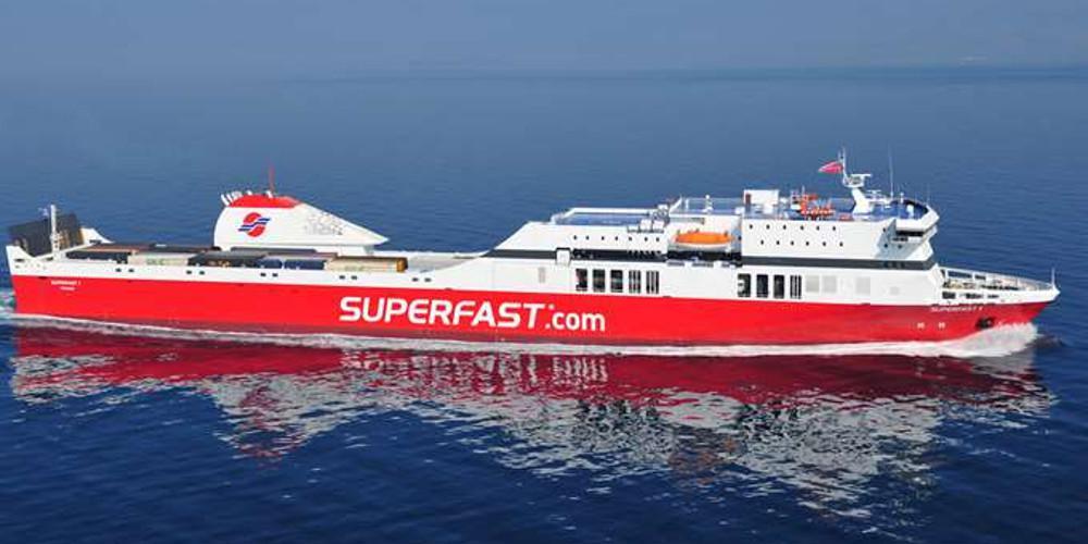 Προσέκρουσε στο λιμάνι της Πάτρας το πλοίο Superfast 2