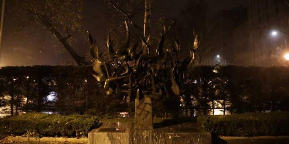 Άγνωστοι βεβήλωσαν το μνημείο του Ολοκαυτώματος στη Θεσσαλονίκη