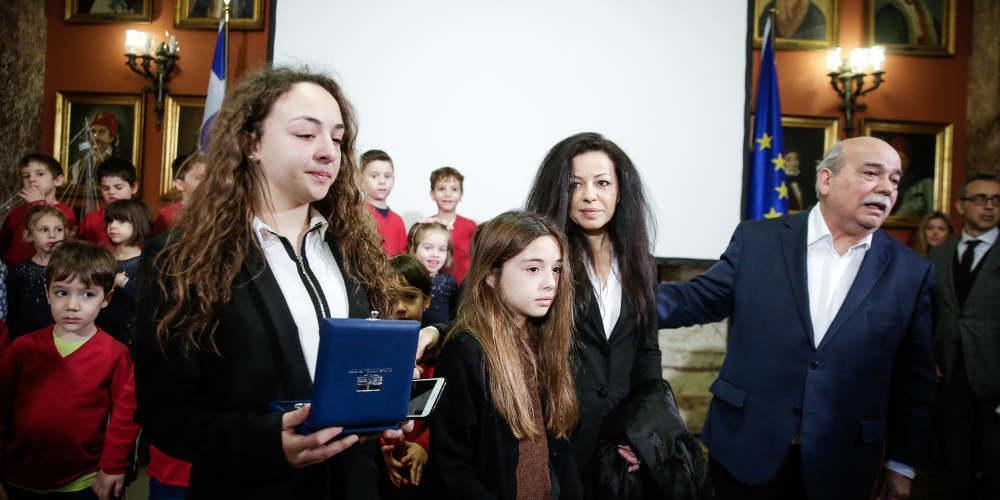 Η Βουλή τίμησε την οικογένεια του «ήρωα του Αιγαίου», Κυριάκου Παπαδόπουλου