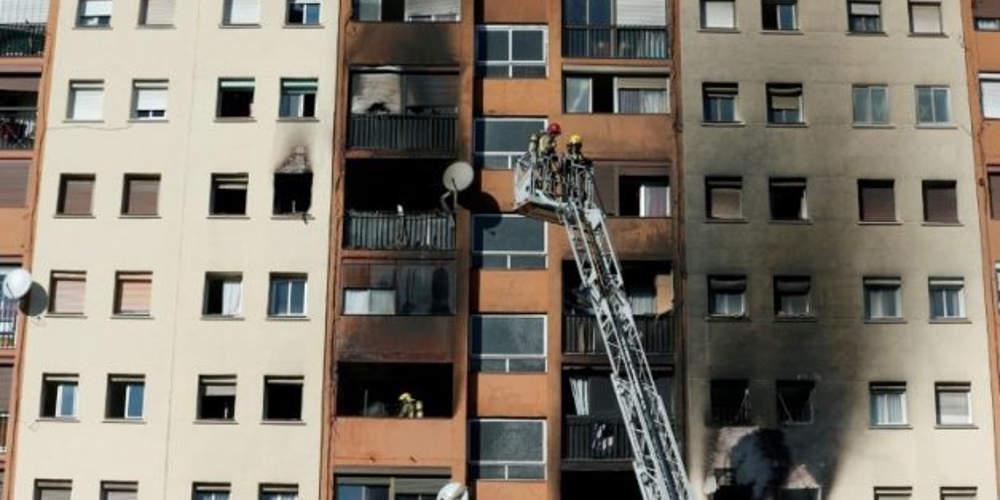 Τραγωδία: Τρεις νεκροί από πυρκαγιά σε πολυκατοικία στην Ισπανία