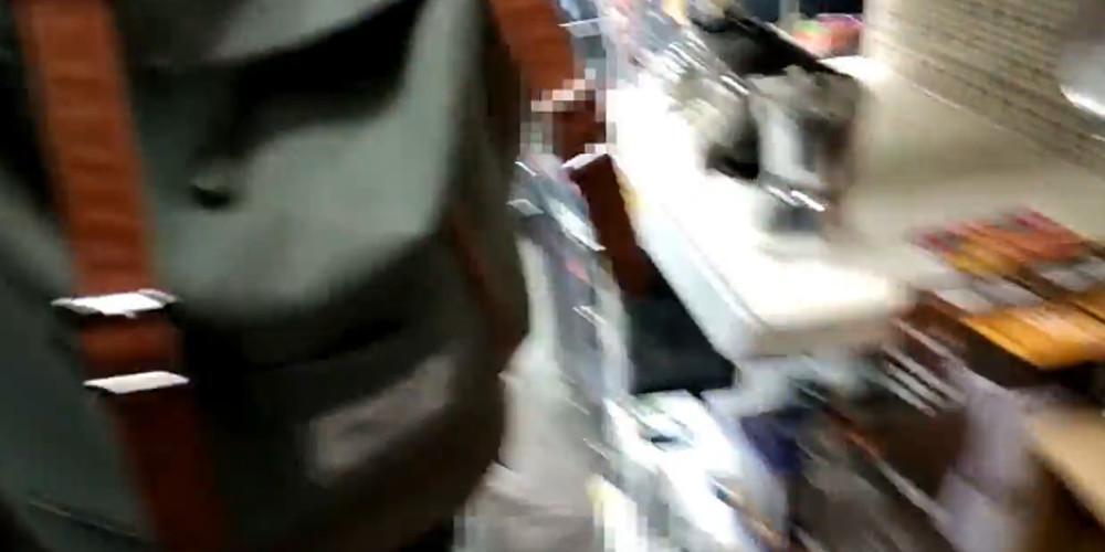 «Ντου» του Ρουβίκωνα σε κατάστημα Jumbo [βίντεο]