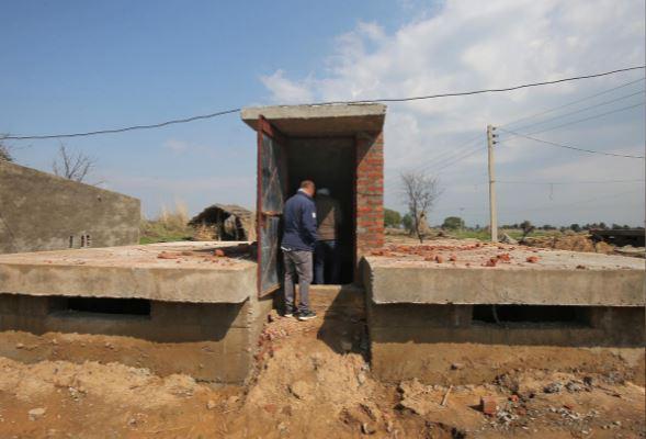 Μυρίζει μπαρούτι σε Ινδία - Πακιστάν: Χτίζουν 14.000 καταφύγια στα σύνορα [εικόνες]
