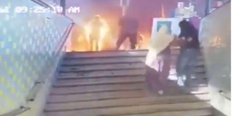 Βίντεο σοκ: Η στιγμή του δυστυχήματος με 25 νεκρούς στον σιδηροδρομικό σταθμό του Καΐρου