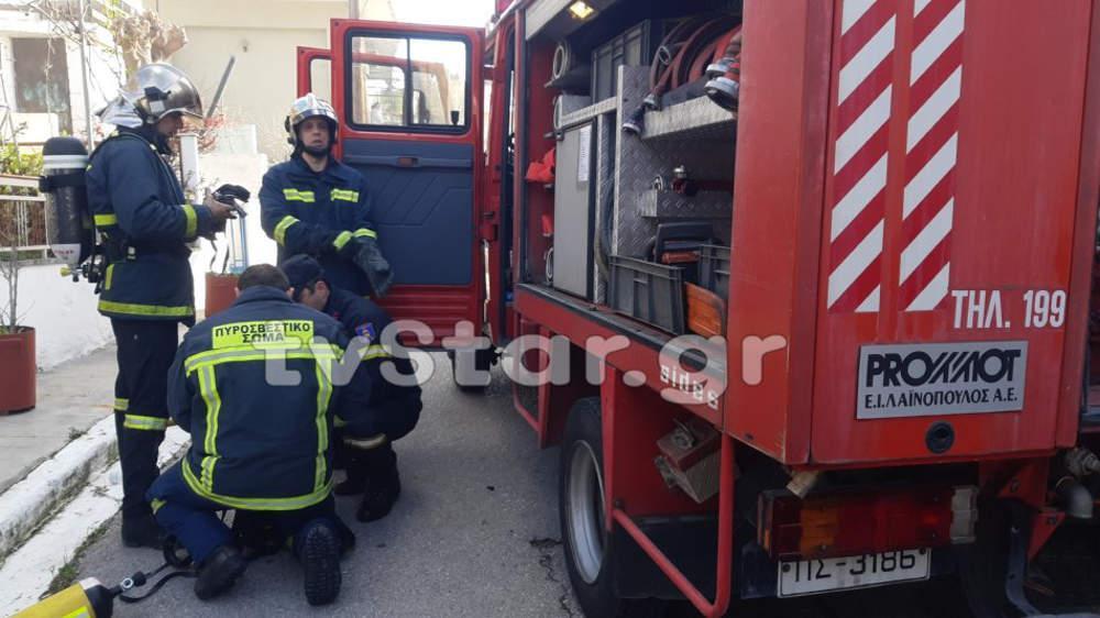 Απίστευτο: Κάηκε σπίτι στη Λαμία από φόρτιση κινητού τηλεφώνου [εικόνες]