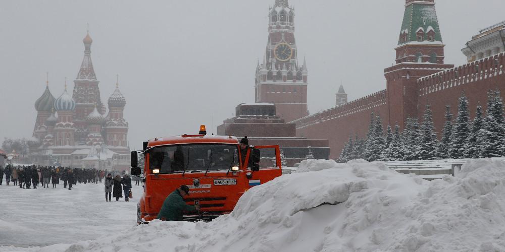 Ο καιρός τρελάθηκε: Ζέστη στον Βορρά και χιόνια στον Νότο τον Φεβρουάριο στην Ευρώπη