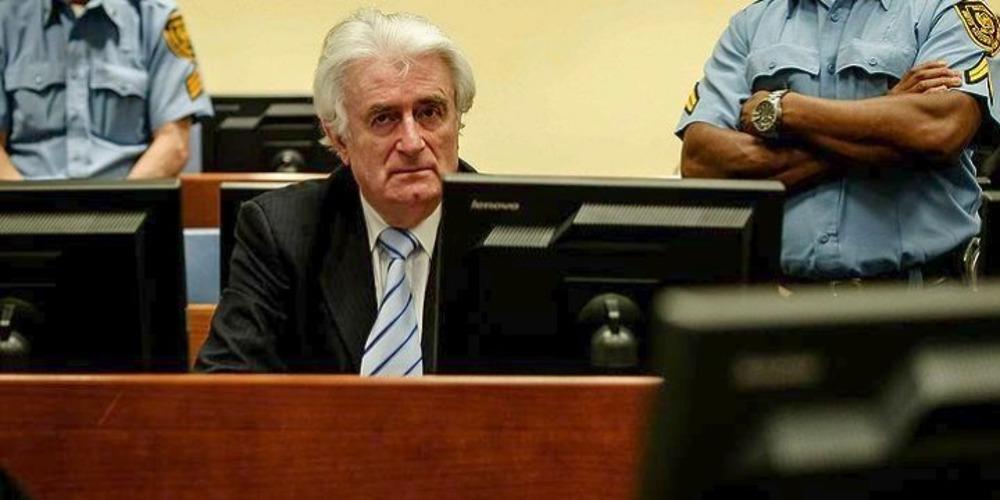 Σε ισόβια μετατράπηκε η ποινή του Κάρατζιτς για τη σφαγή στη Σρεμπρένιτσα