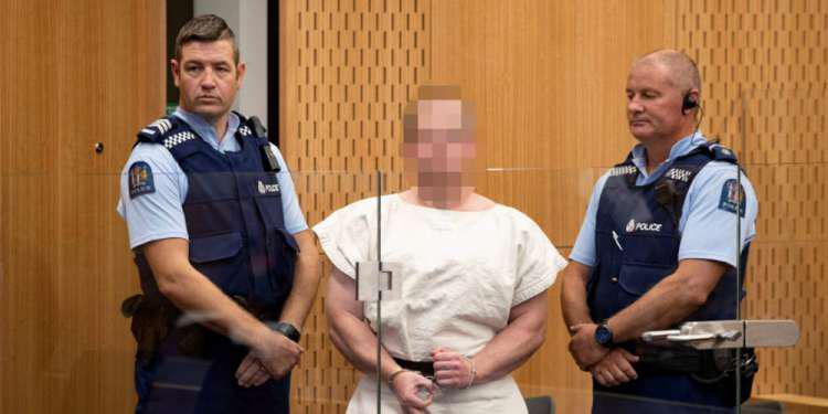 Για 50 ανθρωποκτονίες από πρόθεση κατηγορείται ο μακελάρης της Νέας Ζηλανδίας