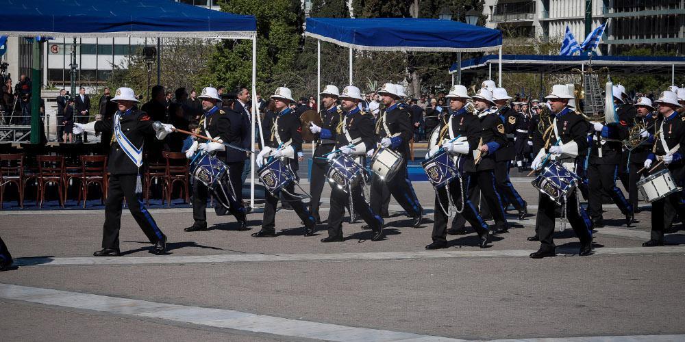 Με το «Μακεδονία Ξακουστή» η μπάντα του Πολεμικού Ναυτικού [βίντεο]