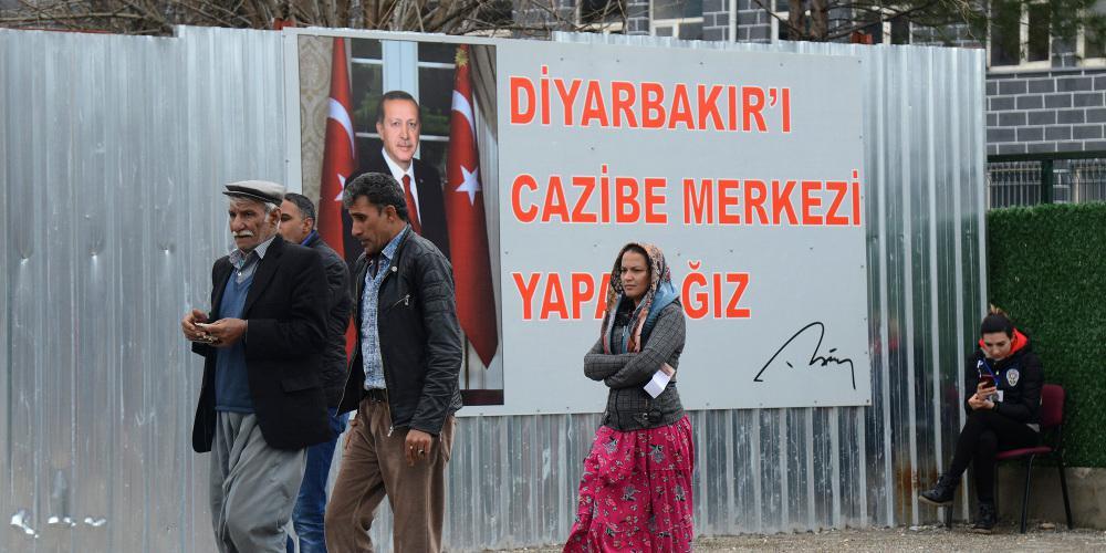 Υπο δρακόντεια μέτρα η καταμέτρηση ψήφων στις ματωμένες δημοτικές εκλογές της Τουρκίας