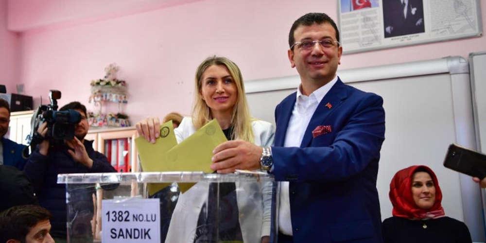Εκρέμ Ιμάμογλου: Δημοκρατική «επανάσταση» υπόσχεται ο έκπτωτος δήμαρχος της Κωνσταντινούπολης