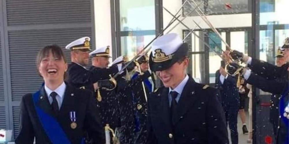 Απίστευτο: Παντρεύτηκαν δύο γυναίκες αξιωματικοί του ιταλικού Πολεμικού Ναυτικού