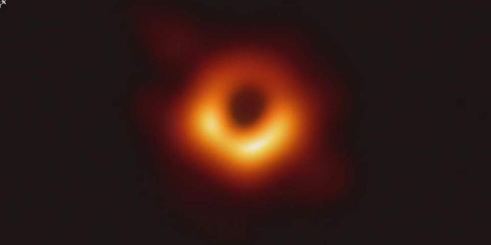 Η ανθρώπινη ιδιοφυία αποκάλυψε ότι οι μαύρες τρύπες δεν είναι επιστημονική φαντασία [εικόνες]