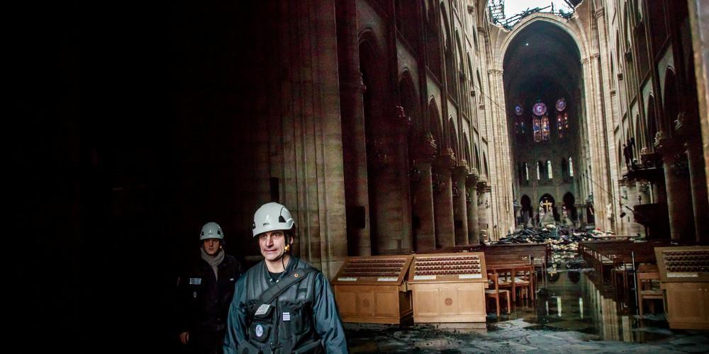 Το πρώτο βίντεο από το εσωτερικό της Παναγίας των Παρισίων μετά την καταστροφή