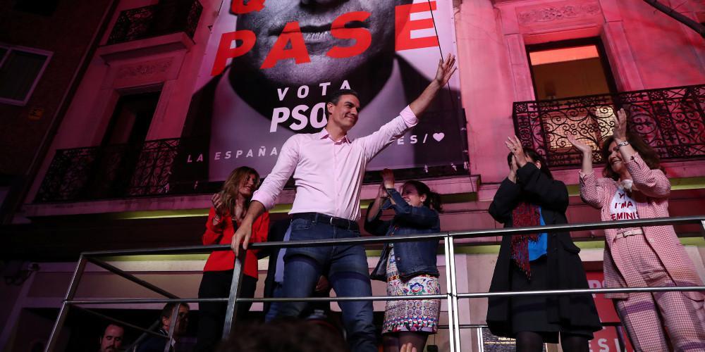 Εκλογές στην Ισπανία: Νίκη των Σοσιαλιστών χωρίς αυτοδυναμία - Άβολες συμμαχίες για να παραμείνουν στην εξουσία