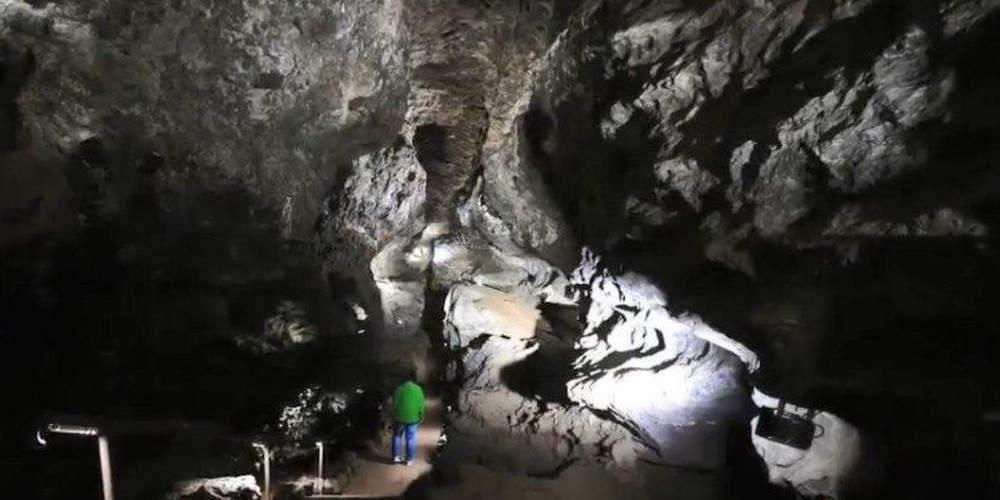Απίστευτη ανακάλυψη: Γερμανοί σπηλαιολόγοι ανακάλυψαν ένα τεράστιο σπήλαιο εκατομμυρίων ετών στη Ρηνανία [βίντεο]