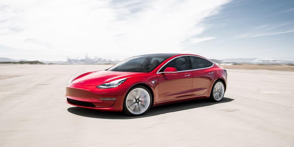 H Tesla πούλησε 4.600 Model 3 στην Νορβηγία τον Μάρτιο