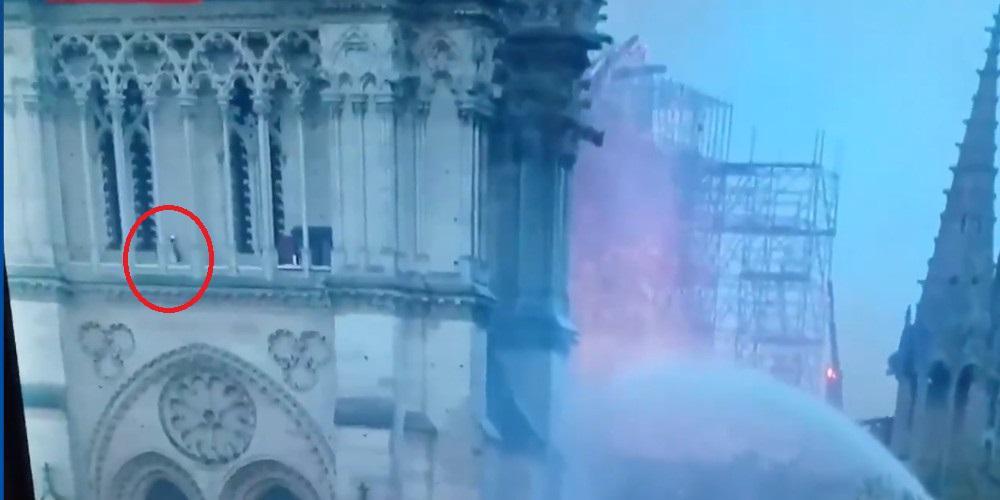 Παναγία των Παρισίων: Οι θεωρίες συνωμοσίας μετά την πυρκαγιά [βίντεο]