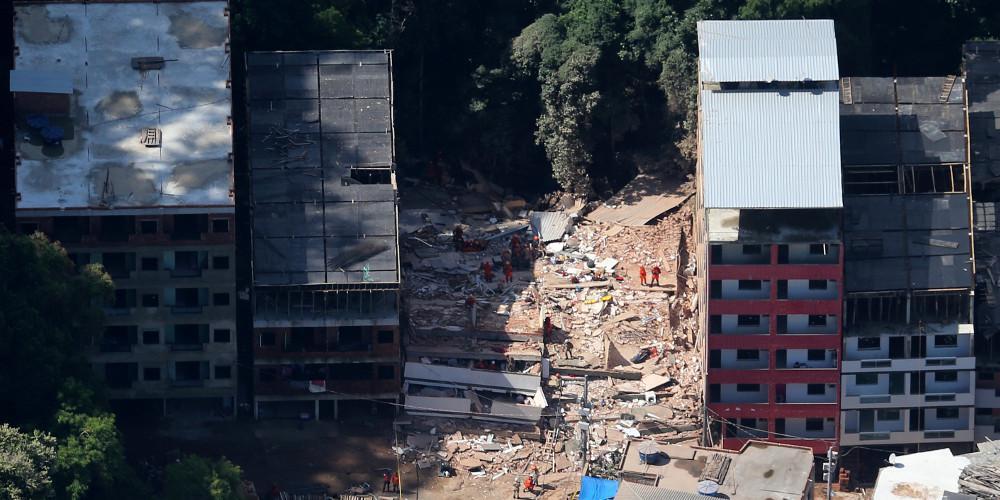 Στους 7 οι νεκροί από την κατάρρευση κτιρίων σε φαβέλα του Ρίο