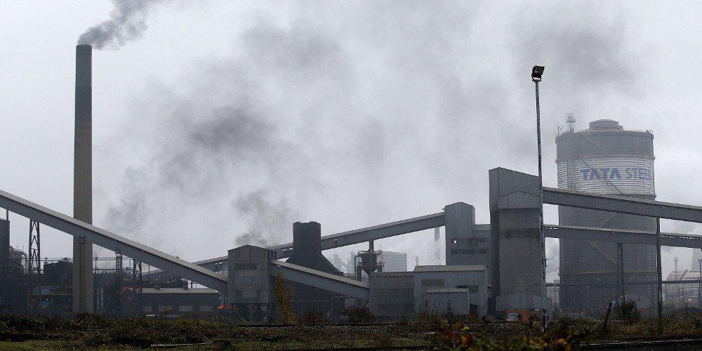 Στο χείλος της κατάρρευσης η χαλυβουργία British Steel - Στον «αέρα» 25.000 θέσεις εργασίας