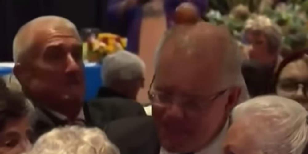 Διαδηλώτρια πέταξε αυγό στο κεφάλι του πρωθυπουργού της Αυστραλίας [εικόνες & βίντεο]