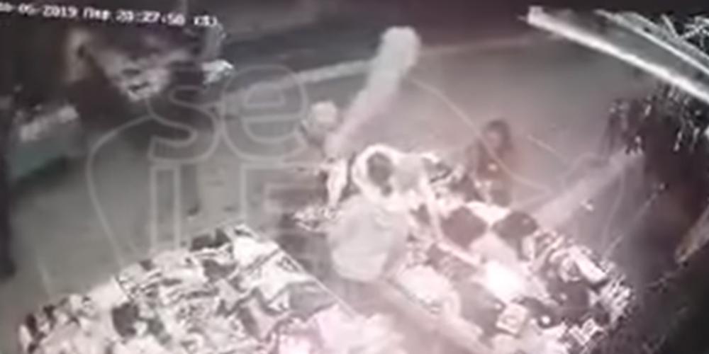 Βίντεο ντοκουμέντο: Καρέ-καρέ η επίθεση που δέχτηκε κρεοπώλης από λαθρεμπόρους τσιγάρων στη Θεσσαλονίκη